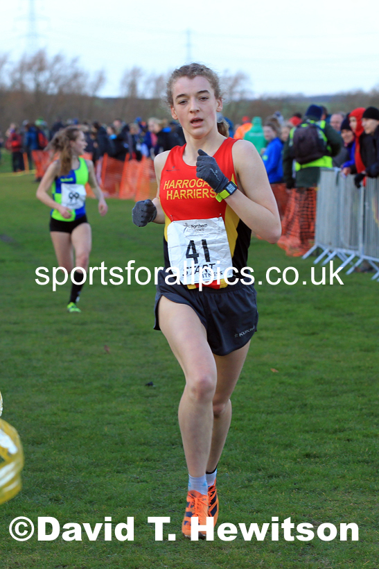 Womens under-17s 2022 Northern Cross Country Champs., Pontefract. Photo: David T. Hewitson/Sports for All Pics